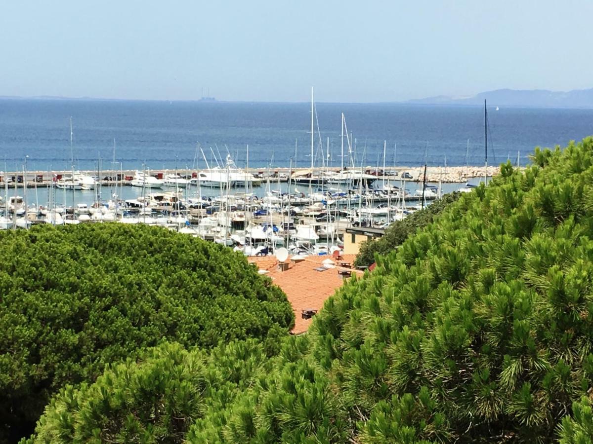 Holiday Homes Marina Apartments Пунта Ала Екстериор снимка
